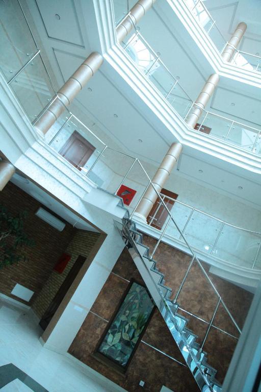 Karpaty Hotel Хуст Экстерьер фото