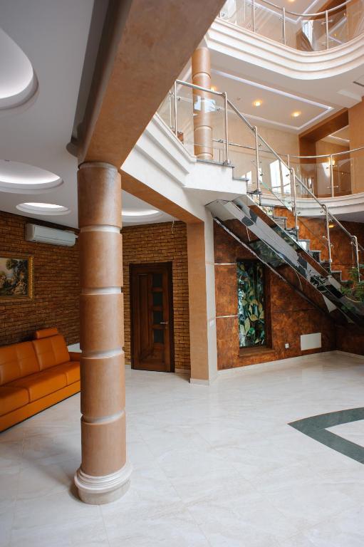 Karpaty Hotel Хуст Экстерьер фото